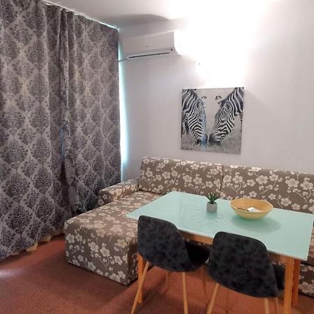 Seaview apartment - Clara Sarafovo - 50m to sea Burgas Exterior foto